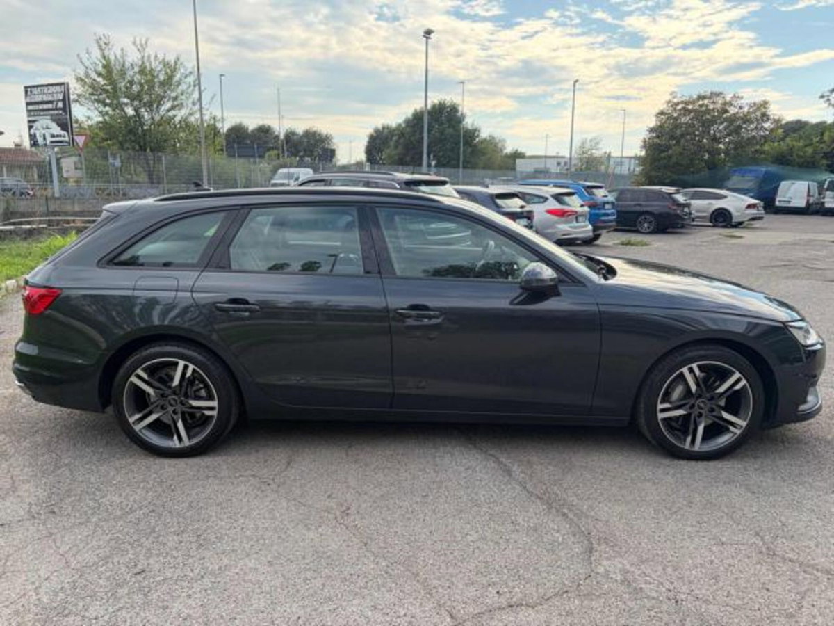 Audi A4 Avant 40 TDI quattro S tronic S line edition (19)