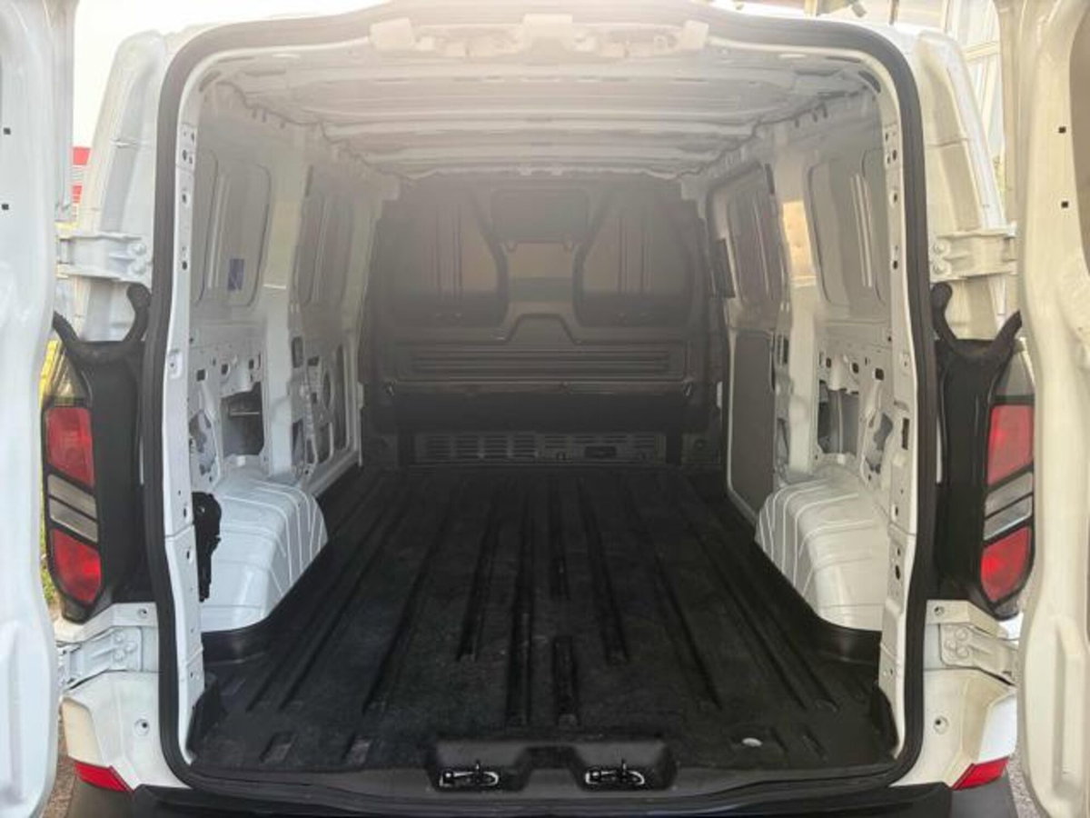 Ford Transit Custom Furgone 280 2.0 ecoblue 136cv Titanium L1H1 A8 (8)