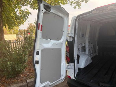 Ford Transit Custom Furgone 280 2.0 ecoblue 136cv Titanium L1H1 A8 (9)