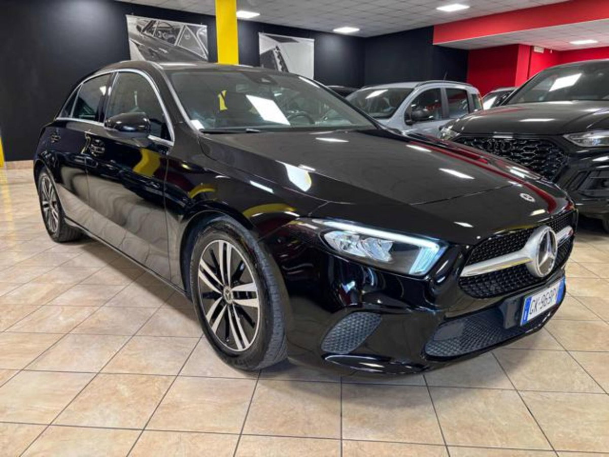 Mercedes-Benz Classe A 180 d AMG Line Premium Plus auto