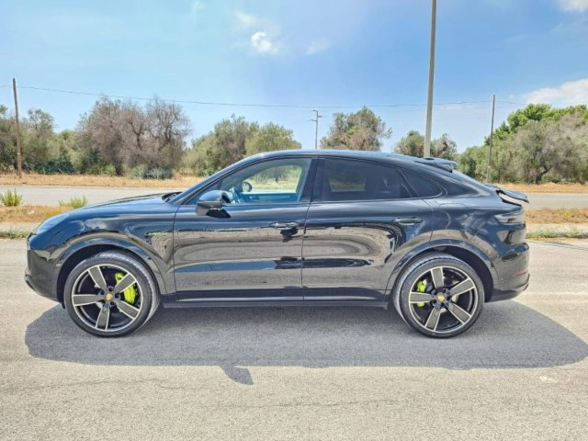 Porsche Cayenne Coupé 3.0 V6 Platinum Edition (8)