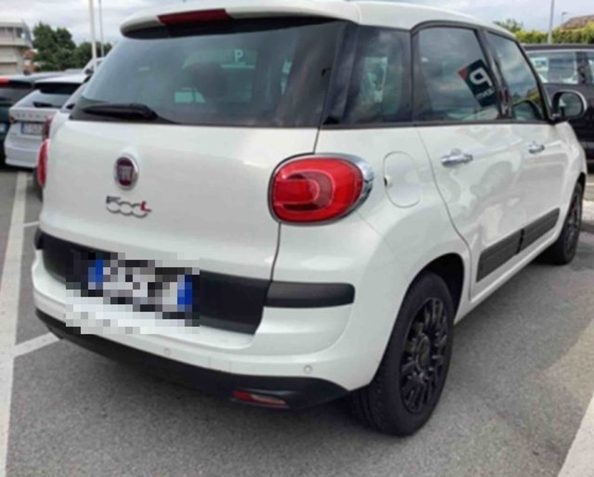 Fiat 500L 1.6 Multijet 120 CV Mirror (2)