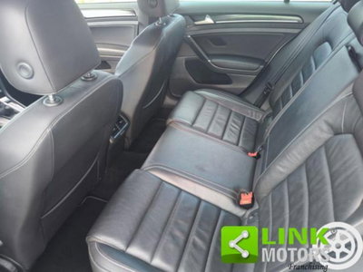 Volkswagen Golf 2.0 TSI 4mot. DSG 5p. R (15)