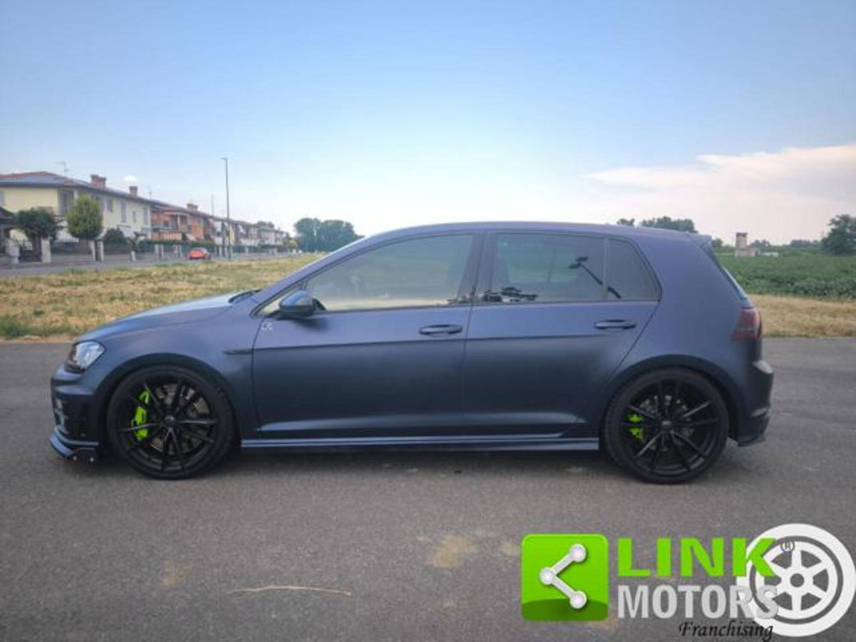 Volkswagen Golf 2.0 TSI 4mot. DSG 5p. R (2)