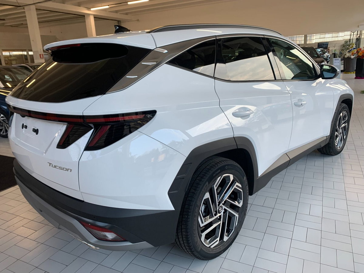 Hyundai Tucson 1.6 hev Exellence 4wd auto (3)