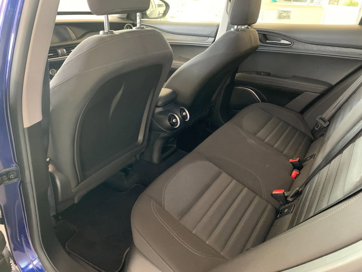 Alfa Romeo Stelvio Stelvio 2.2 Turbodiesel 190 CV AT8 RWD Business (6)