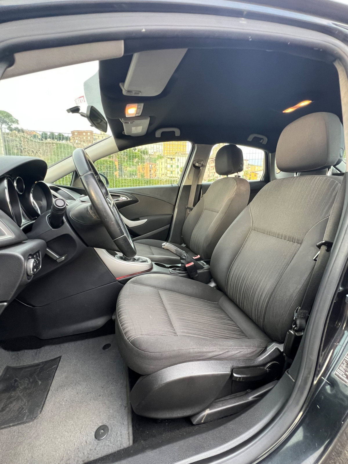 Opel Astra 1.7 CDTI 110CV 5 porte Cosmo (11)