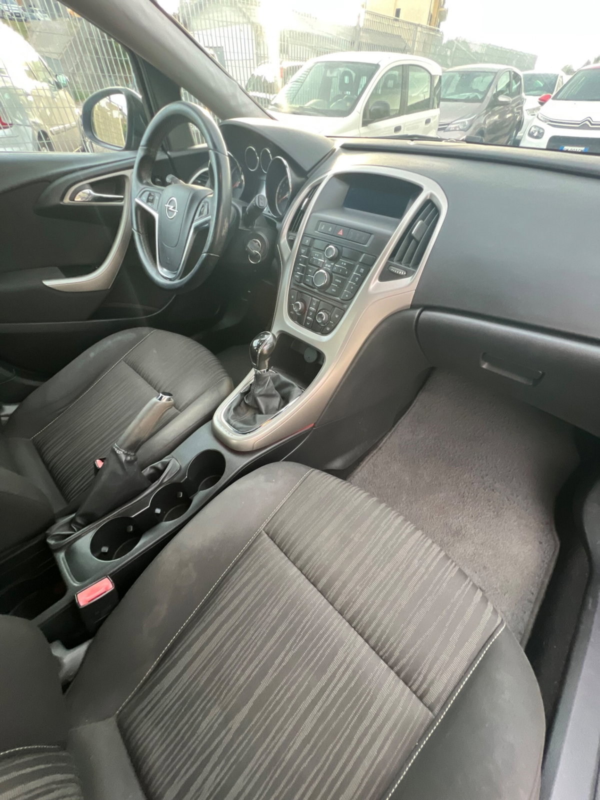 Opel Astra 1.7 CDTI 110CV 5 porte Cosmo (16)