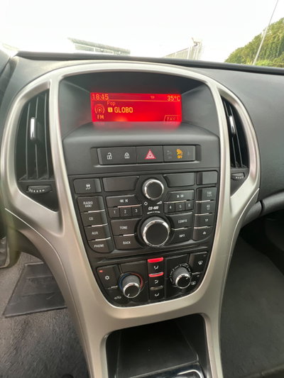 Opel Astra 1.7 CDTI 110CV 5 porte Cosmo (17)