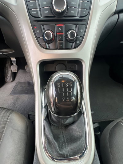 Opel Astra 1.7 CDTI 110CV 5 porte Cosmo (19)