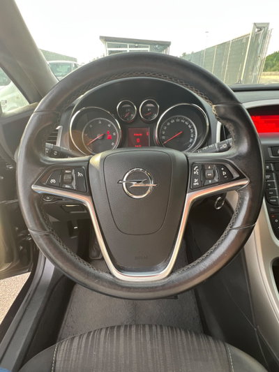 Opel Astra 1.7 CDTI 110CV 5 porte Cosmo (20)