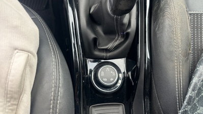Peugeot 2008 100 S&S Allure (12)