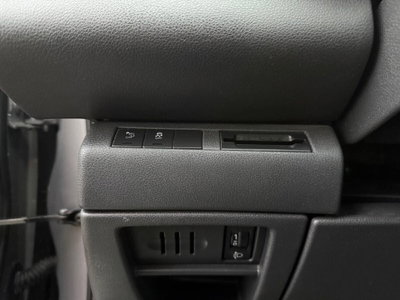 Peugeot 5008 1.6 HDi 115CV Business (13)
