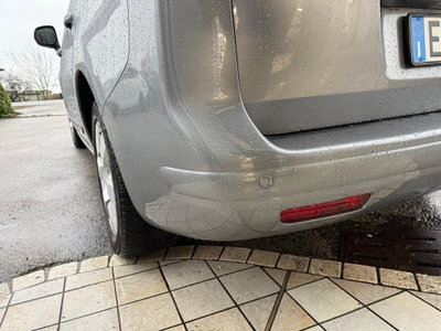 Peugeot 5008 1.6 HDi 115CV Business (4)