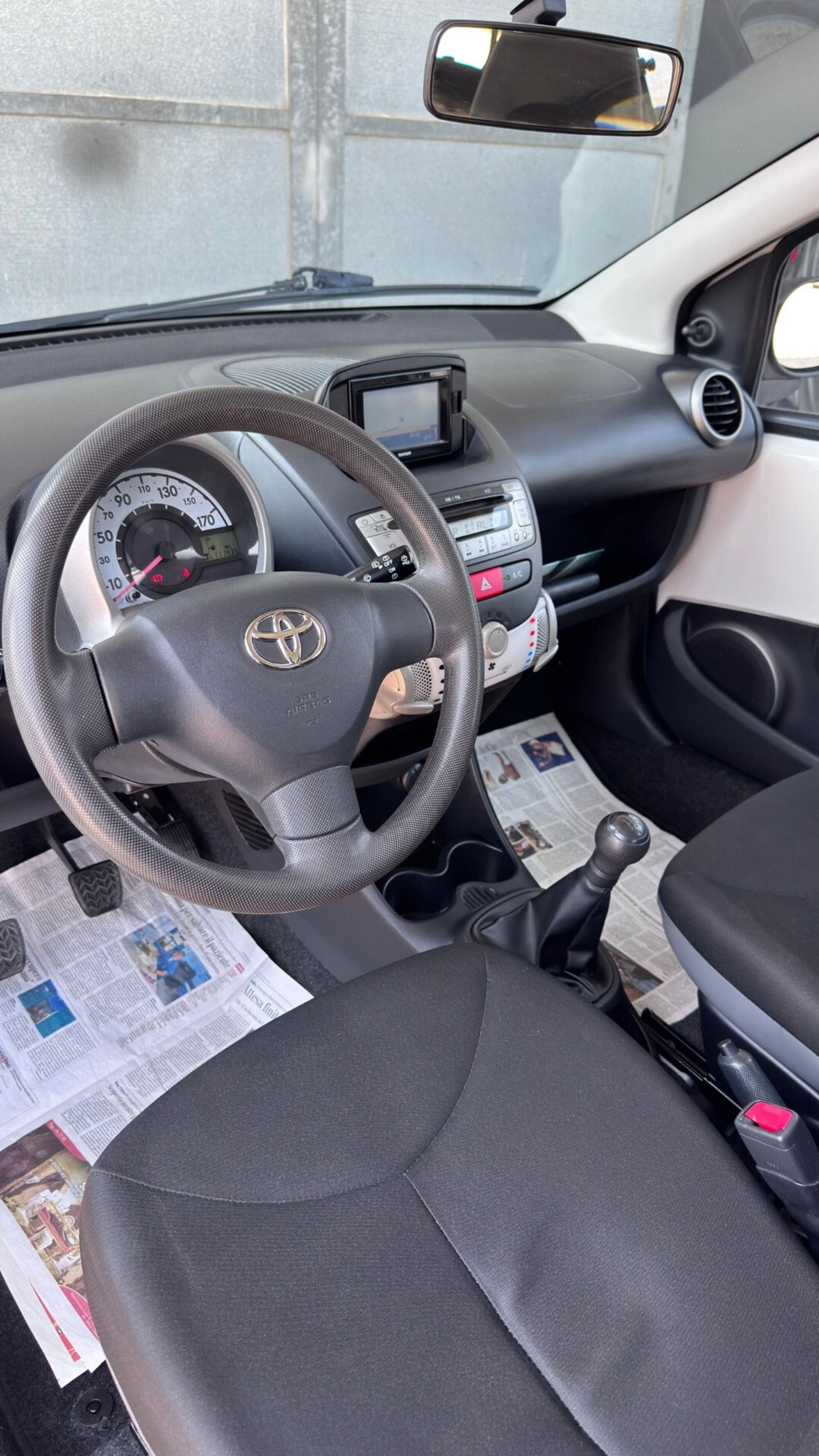 Toyota Aygo 1.0 12V VVT-i 5 porte Active Connect (13)