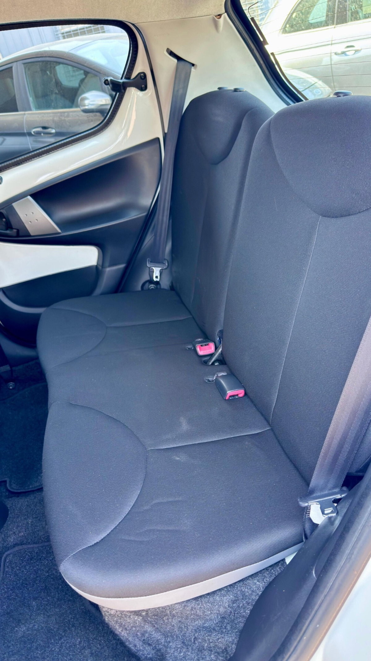 Toyota Aygo 1.0 12V VVT-i 5 porte Active Connect (8)