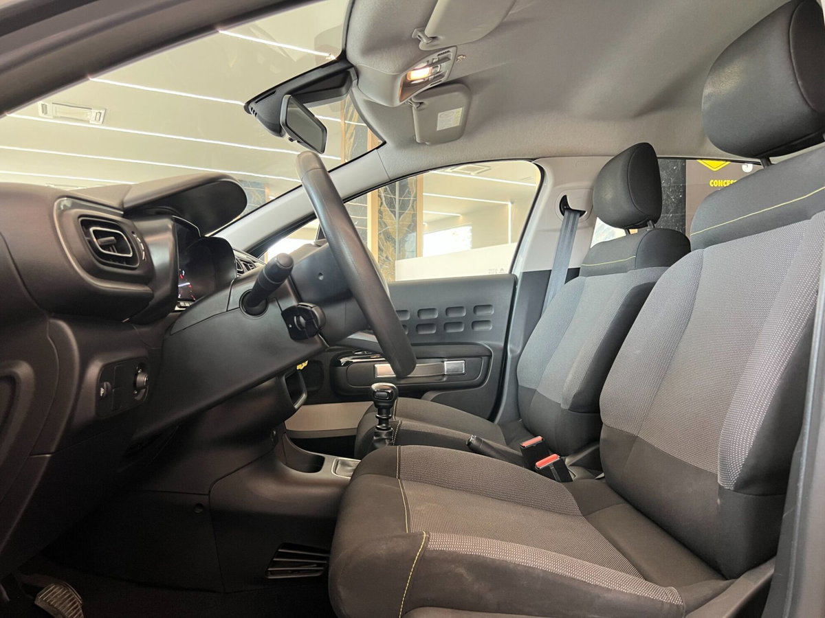 Citroen C3 BlueHDi 100 S&S Shine (10)