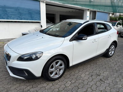Volvo V40 Cross Country D2 1.6 Summum usata