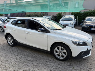 Volvo V40 Cross Country D2 1.6 Summum (3)