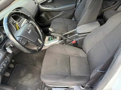 Volvo V40 Cross Country D2 1.6 Summum (7)