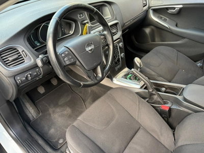 Volvo V40 Cross Country D2 1.6 Summum (8)