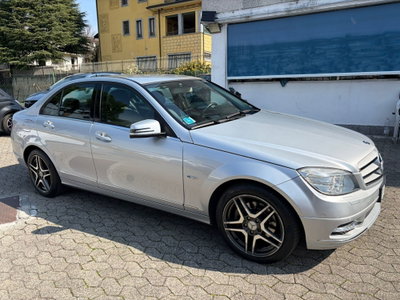 Mercedes-Benz Classe C 200 BlueEFFICIENCY Avantgarde (3)