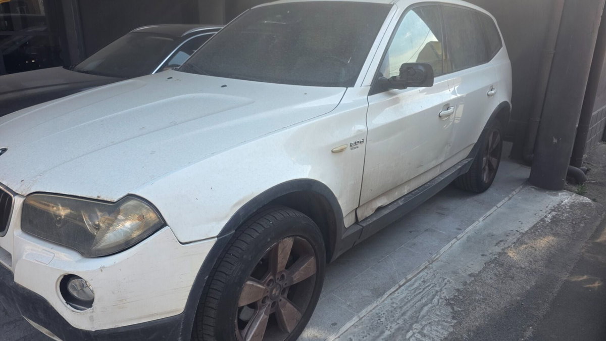 BMW X3 2.0d cat Futura (3)