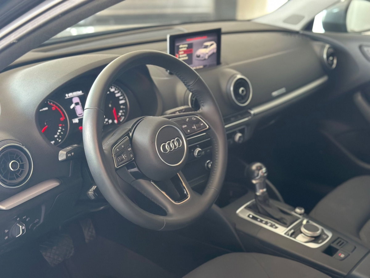 Audi A3 Sportback 35 TDI S tronic Admired (12)