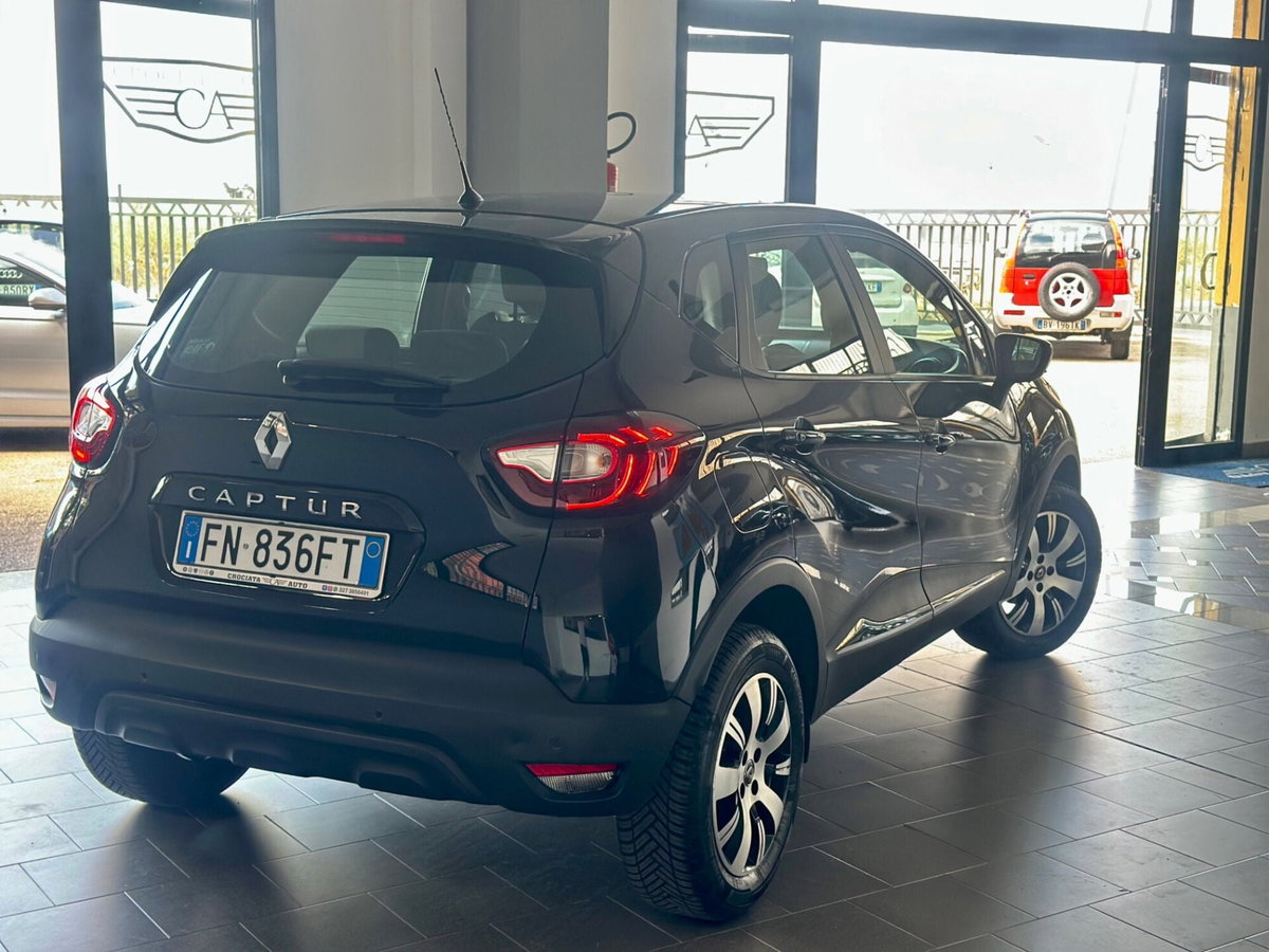 Renault Captur TCe 12V 90 CV Start&Stop Energy Bose (4)