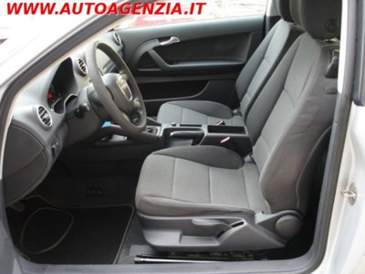 Audi A3 1.6 Ambiente (7)