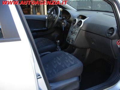 Opel Corsa 1.3 CDTI 75CV 5 porte Club (12)