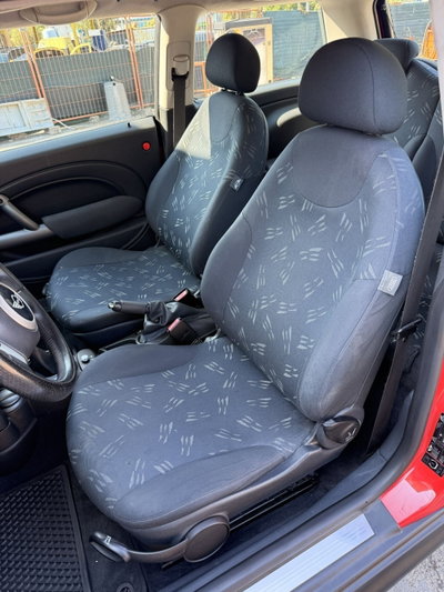 MINI Mini 1.4 tdi One D Park Lane (8)