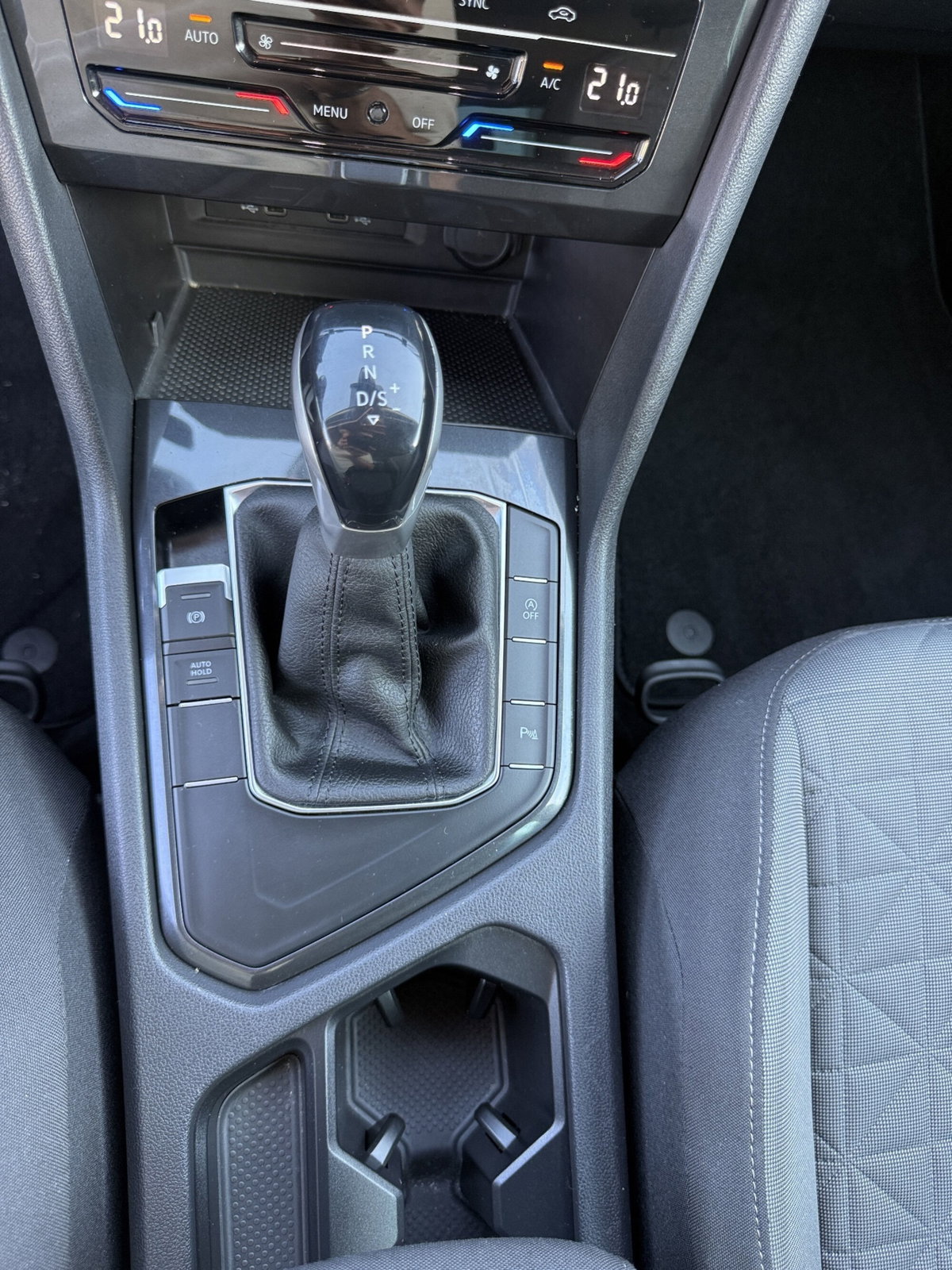 Volkswagen Tiguan 2.0 TDI 150 CV SCR DSG Life (10)
