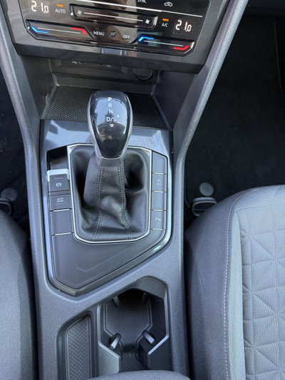 Volkswagen Tiguan 2.0 TDI 150 CV SCR DSG Life (10)
