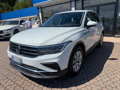 Volkswagen Tiguan 2.0 TDI 150 CV SCR DSG Life (2)
