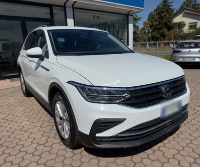 Volkswagen Tiguan 2.0 TDI 150 CV SCR DSG Life (3)