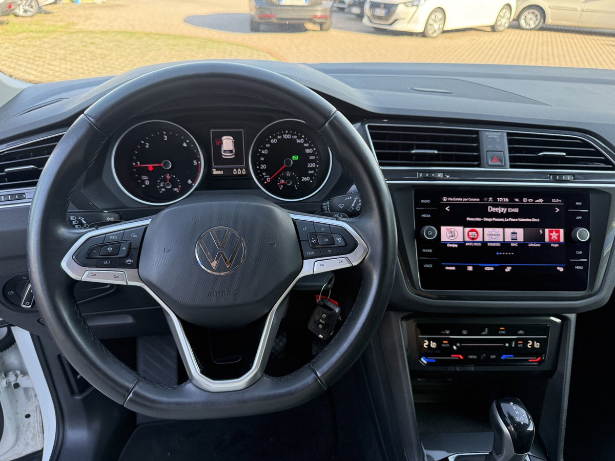 Volkswagen Tiguan 2.0 TDI 150 CV SCR DSG Life (8)