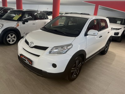 Toyota Urban Cruiser Cruiser 1.D-4D AWD usata