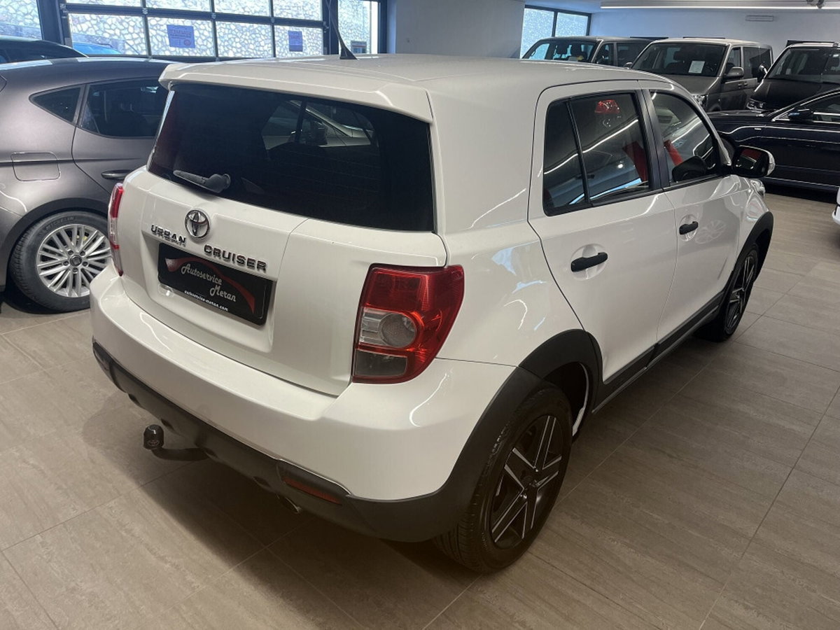 Toyota Urban Cruiser Cruiser 1.D-4D AWD (3)