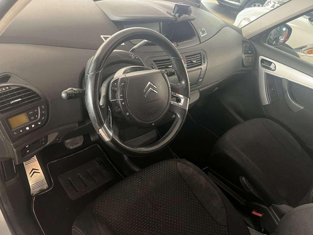 Citroen C4 Gran Picasso 2.0 HDi 138 FAP aut. Exclusive Style (6)