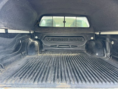 Mitsubishi L200 2.5 DI-D/136CV DC Invite DPF (6)