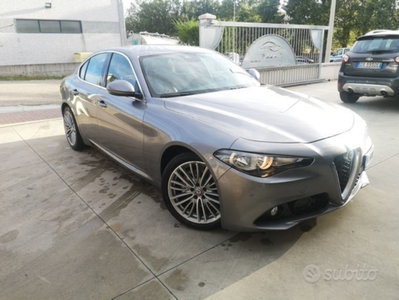 Alfa Romeo Giulia 2.2 Turbodiesel 180 CV AT8 Super usata