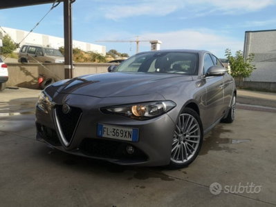 Alfa Romeo Giulia 2.2 Turbodiesel 180 CV AT8 Super (18)