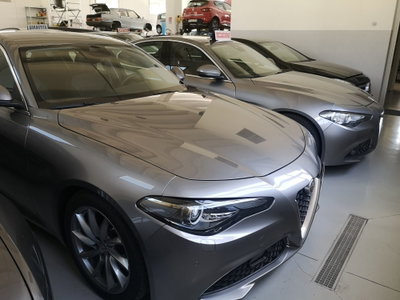 Alfa Romeo Giulia 2.2 Turbodiesel 150 CV AT8 Business (10)