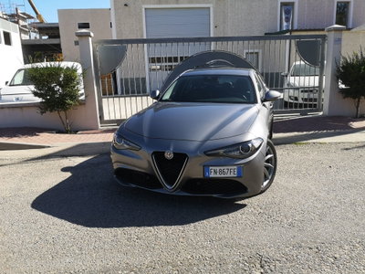 Alfa Romeo Giulia 2.2 Turbodiesel 150 CV AT8 Business (9)