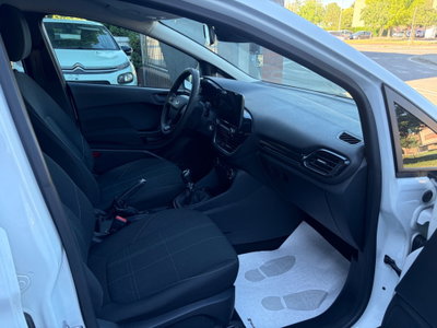 Ford Fiesta 1.1 75 CV GPL 5 porte (11)