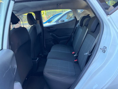 Ford Fiesta 1.1 75 CV GPL 5 porte (6)