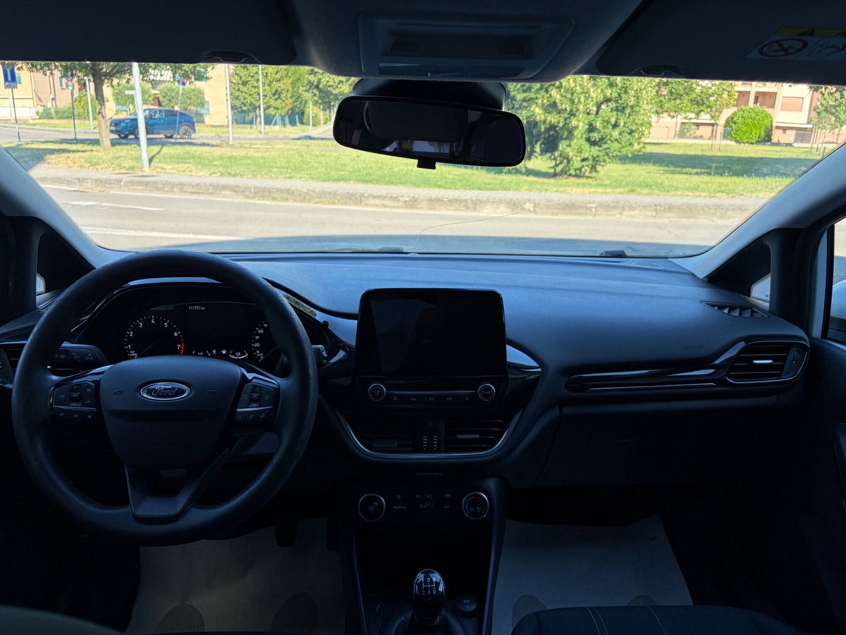 Ford Fiesta 1.1 75 CV GPL 5 porte (7)