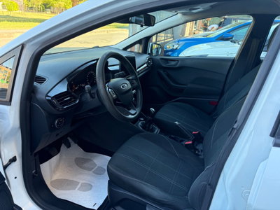 Ford Fiesta 1.1 75 CV GPL 5 porte (8)
