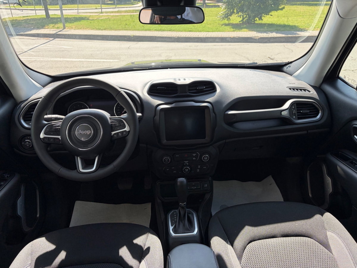 Jeep Renegade 1.5 Turbo T4 MHEV Limited (6)
